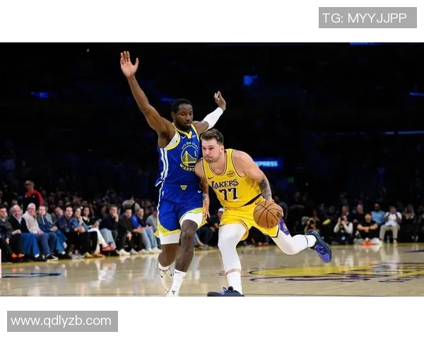 2008年湖人对阵火箭的经典对决回顾与精彩瞬间分析 2008年湖人对阵火箭的经典对决回顾与精彩瞬间分析