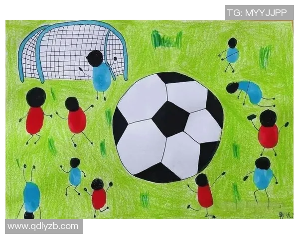 足球明星宝宝的创意画作展现童趣与梦想的完美结合 足球明星宝宝的创意画作展现童趣与梦想的完美结合